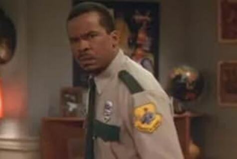 MV5BMWJkMzZkMzktZjA5My00NGFmLTgxY2UtN2I5ODA1Yzg1YjFiXkEyXkFqcGc@._V1_QL75_UX395_