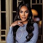 MV5BODAwZDg3OTktNDkzNS00NjkzLWI5NGQtMzZkZGQ0Mjc5YzY0XkEyXkFqcGc@._V1_QL75_UX140_CR0,0,140,140_